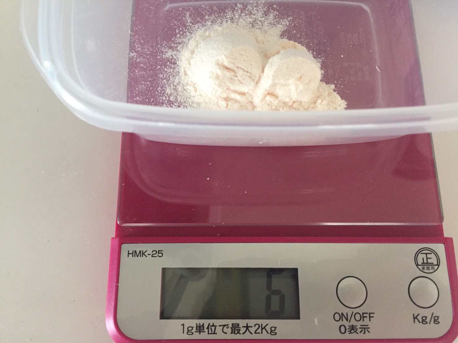 摺り切り2杯で6gでした。