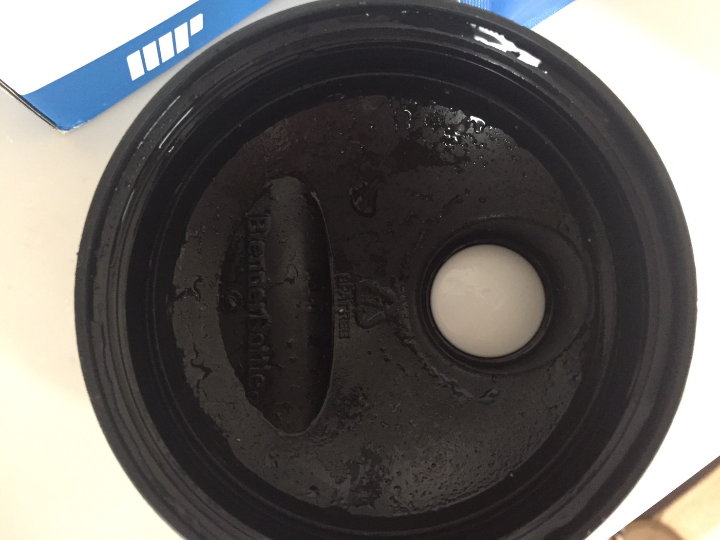 飲み終えた蓋の様子です。