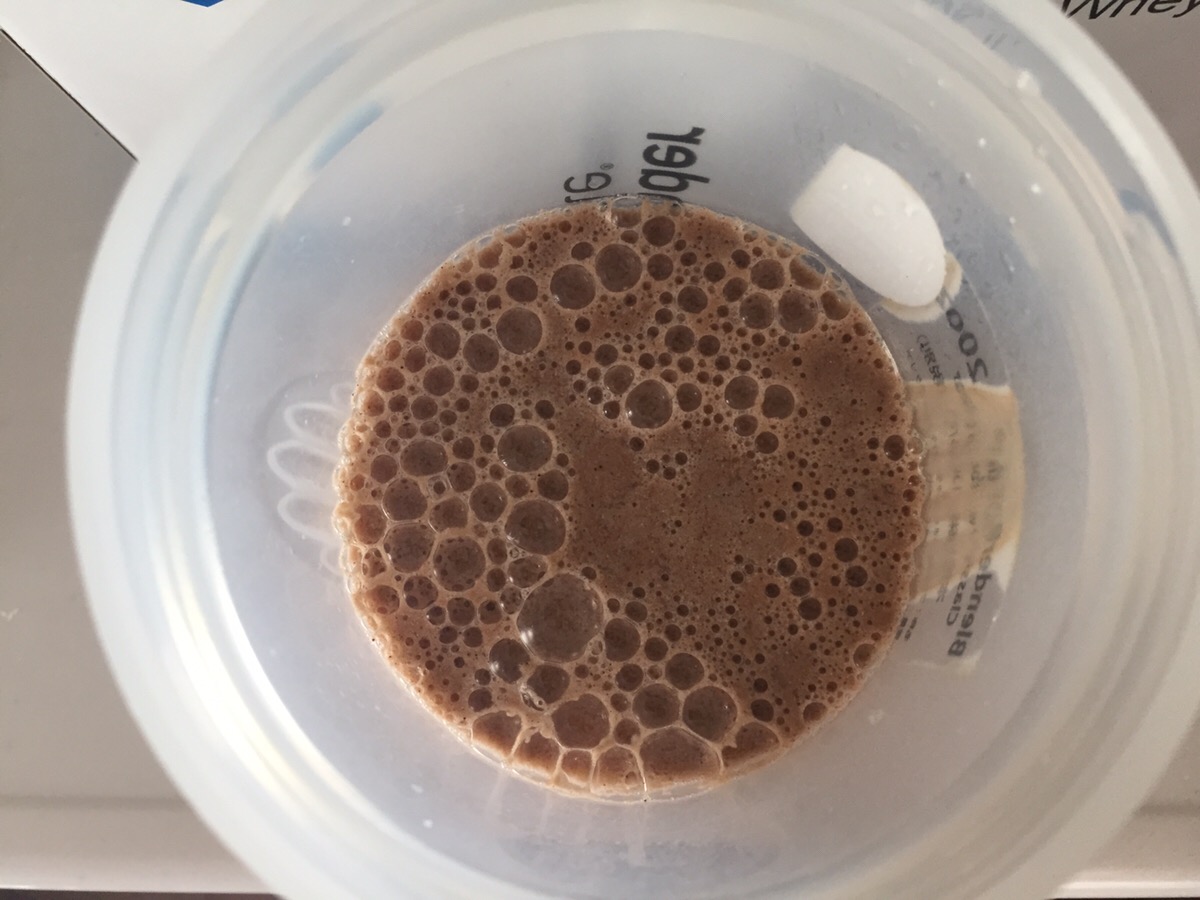 Mocha(モカ味)に水を注いだ直後の様子