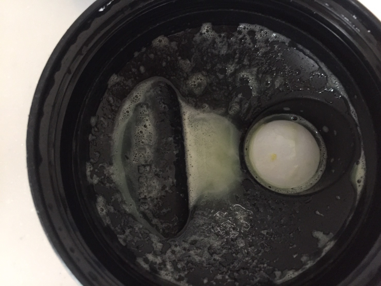 Banana Stevia Flavour(バナナステビア味)を溶かした蓋側