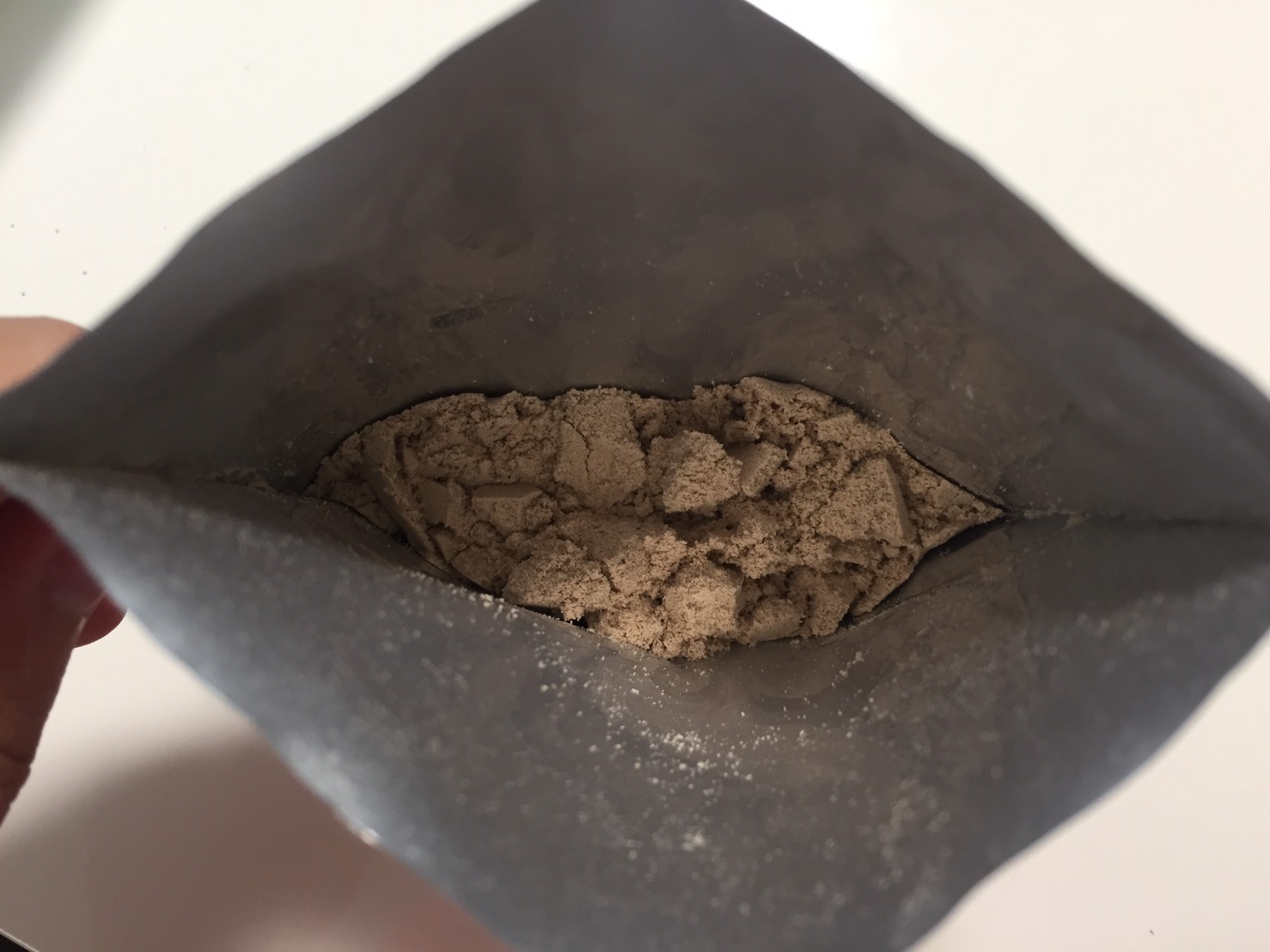 Rocky Road Flavour(ロッキーロード味)を開封した様子