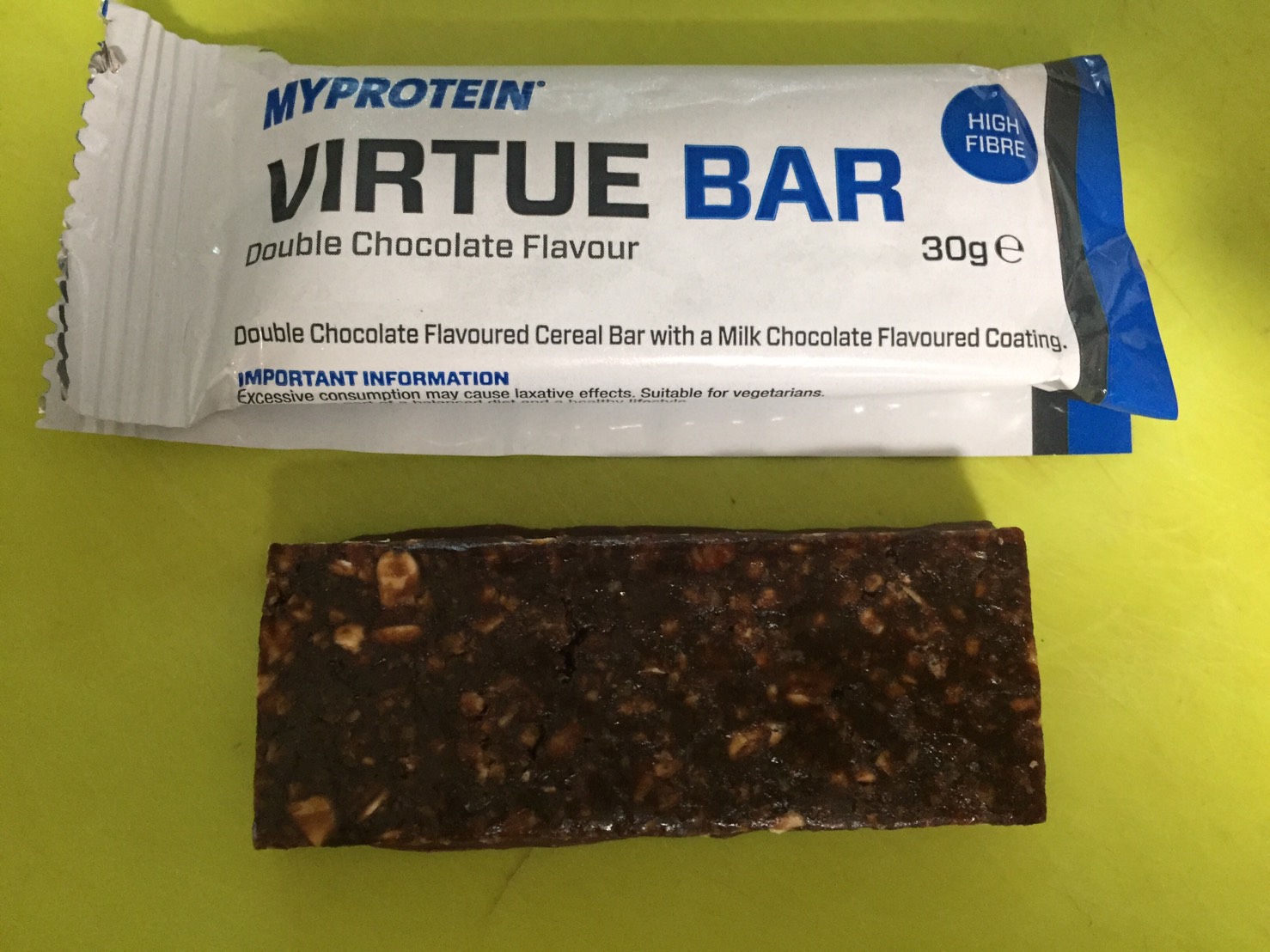 VIRTUE バーを開封した様子