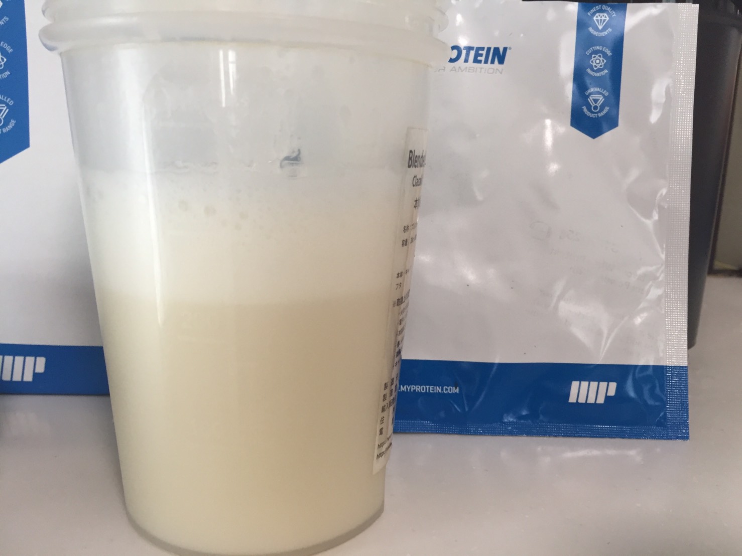 Vanilla Stevia Flavour(バニラステビア味)を横から撮影した様子