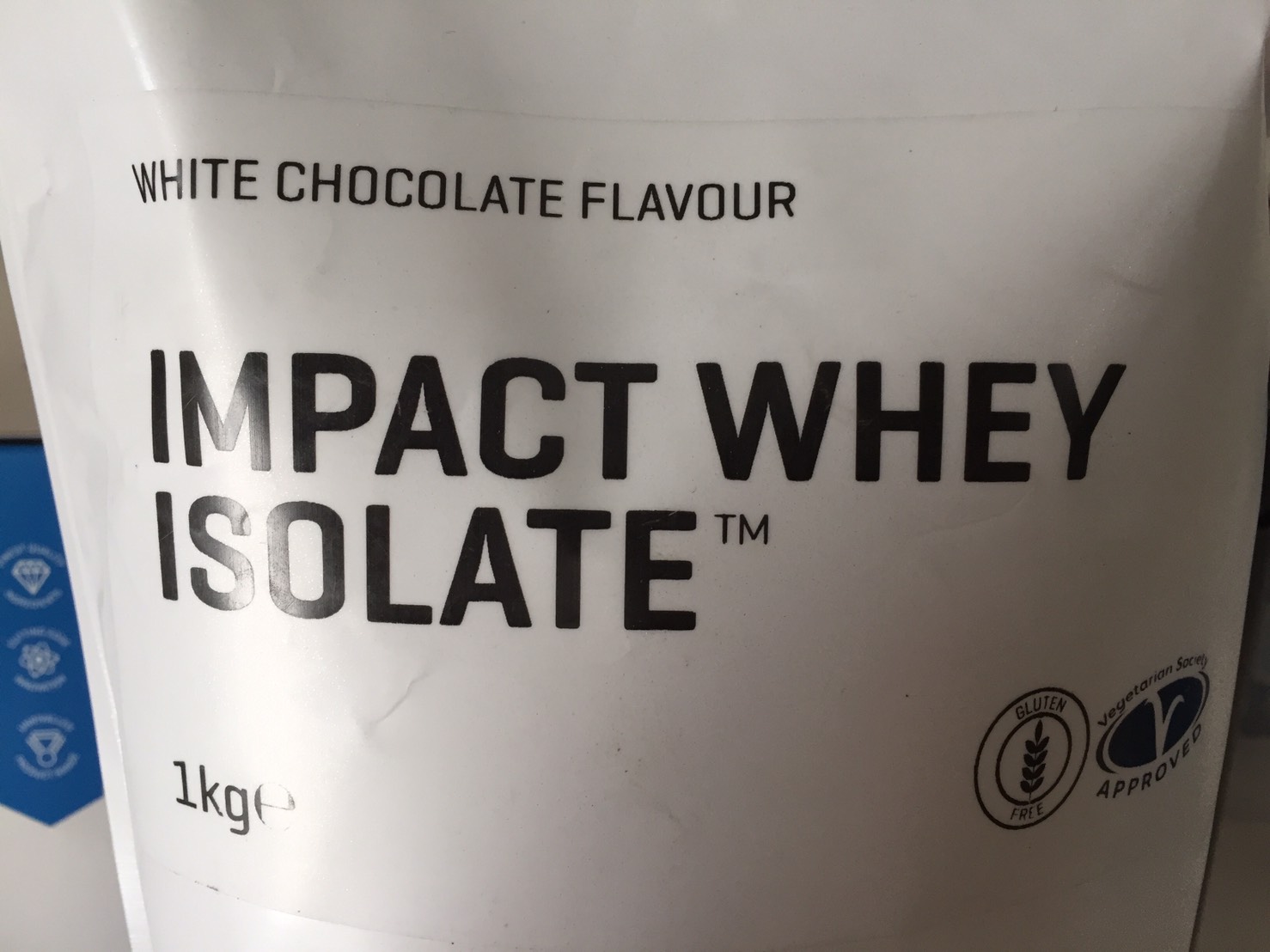 【WPI】IMPACT 分離ホエイプロテイン (アイソレート)「WHITE CHOCOLATE FLAVOUR(ホワイトチョコレート味)」