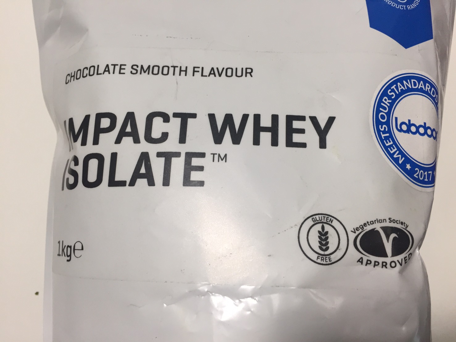 【WPI】IMPACT 分離ホエイプロテイン (アイソレート)「CHOCOLATE SMOOTH FLAVOUR(チョコレートスムーズ味)」