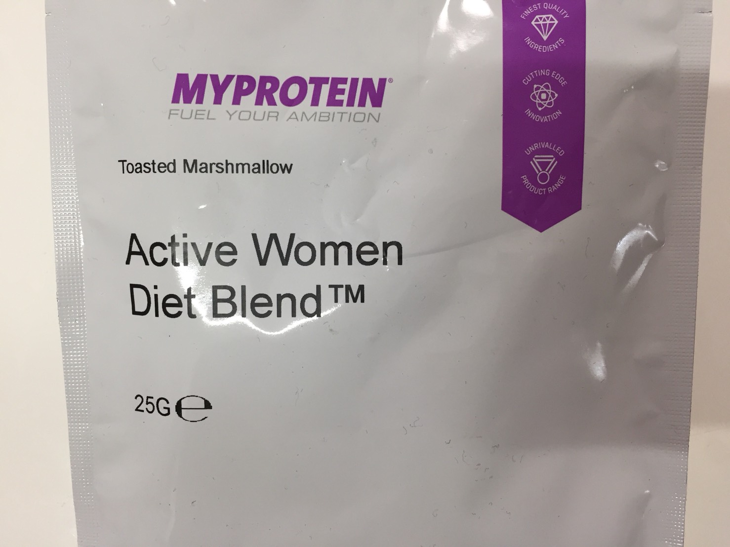 Active Women Diet Blend(アクティブウーマンダイエットブレンド)「Tosted Marshmallow(トーストマシュマロ味)」