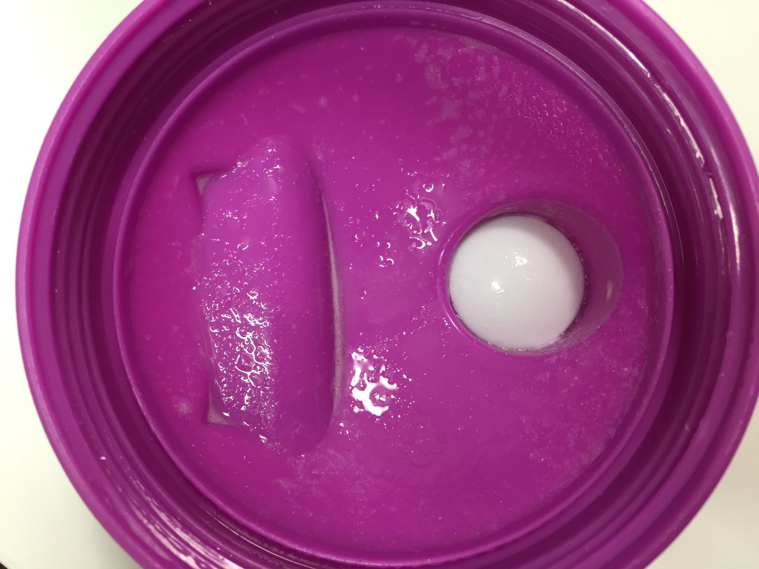 Active Women Diet Blend(アクティブウーマンダイエットブレンド)「Tosted Marshmallow(トーストマシュマロ味)」を飲み終えた様子。蓋側