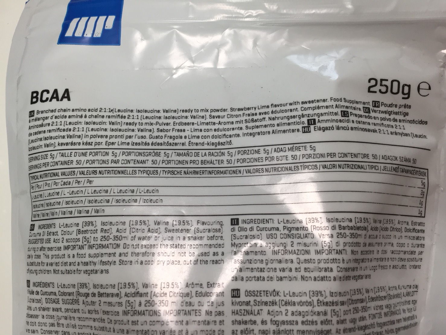 BCAA「ストロベリーライム味(STRAWBERRY LIME FLAVOUR)」の成分表