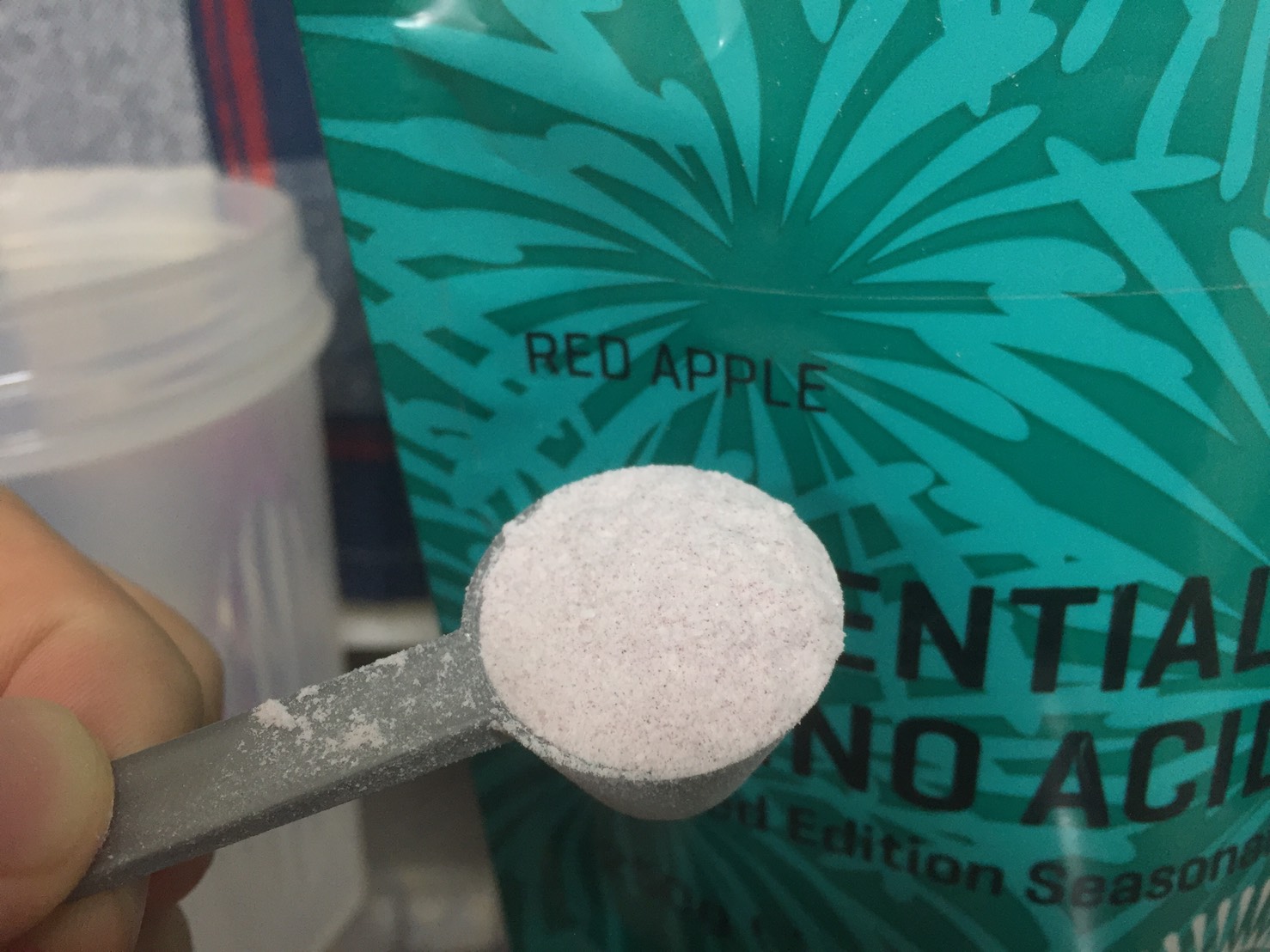 EAAレッドアップル味の粉末の様子