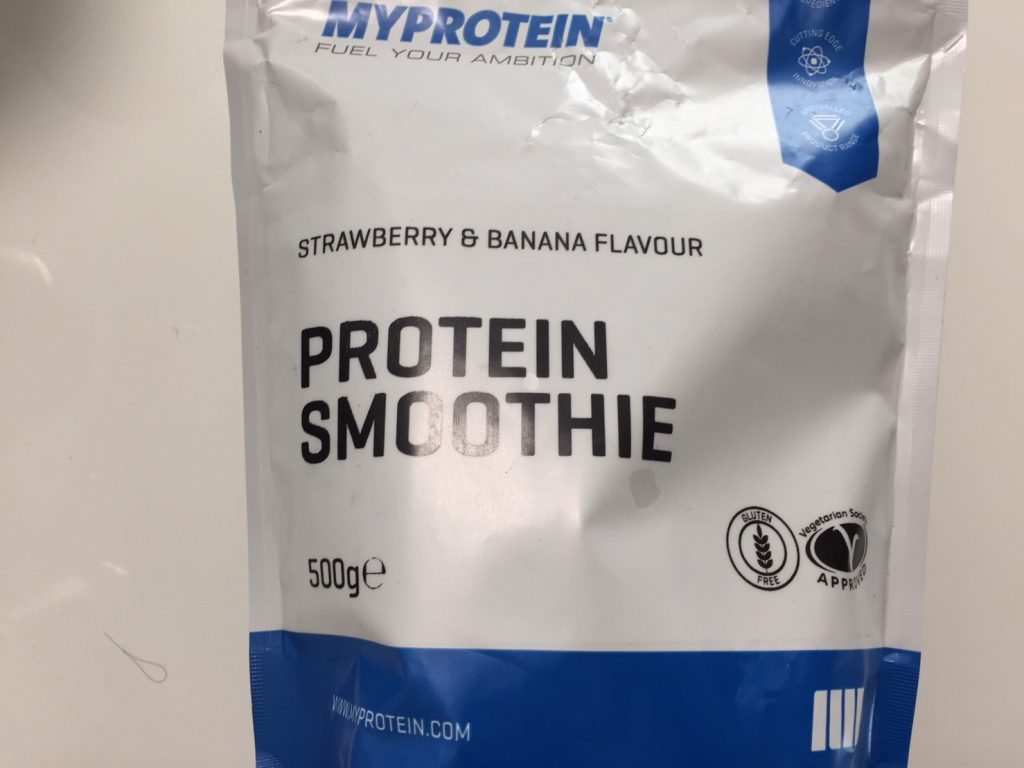 Protein Smoothie（プロテイン・スムージー）「STRAWBERRY ＆ BANANA FLAVOUR（ストロベリー＆バナナ味）」