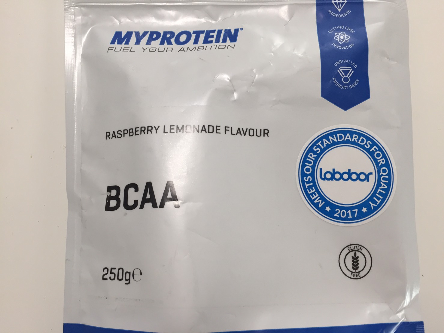 BCAA「ラズベリー・レモネード味(RASPBERRY LEMONADE FLAVOUR)」