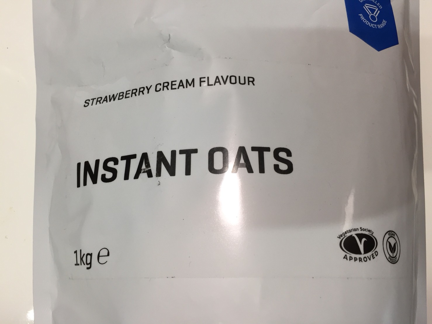 INSTANT OATS(インスタントオーツ)「STRAWBERRY CREAM FLAVOUR(ストロベリークリーム味)」