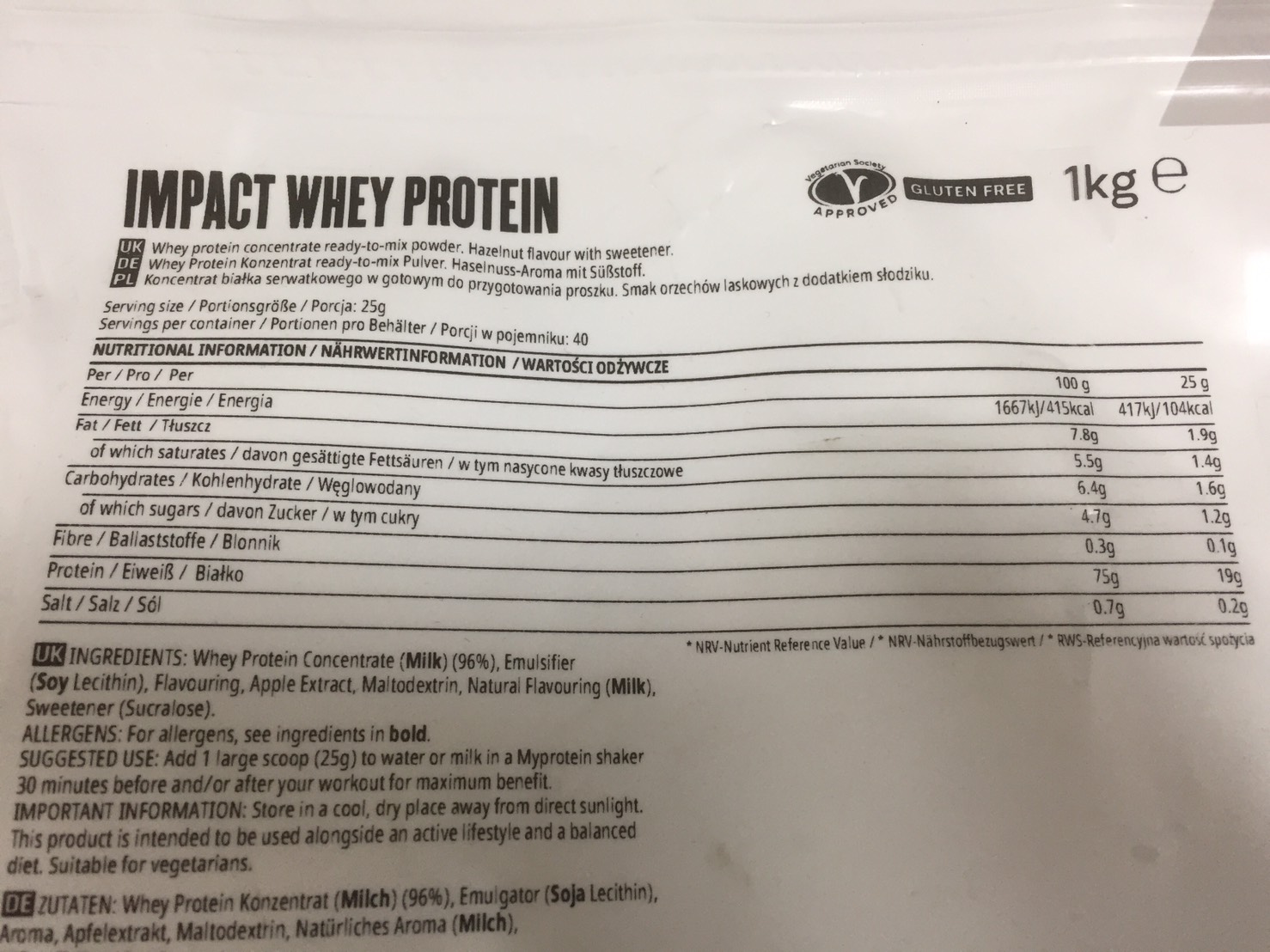 Impactホエイプロテインヘーゼルナッツ味の成分表